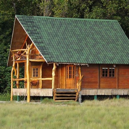Pongara Lodge Либревиль Экстерьер фото